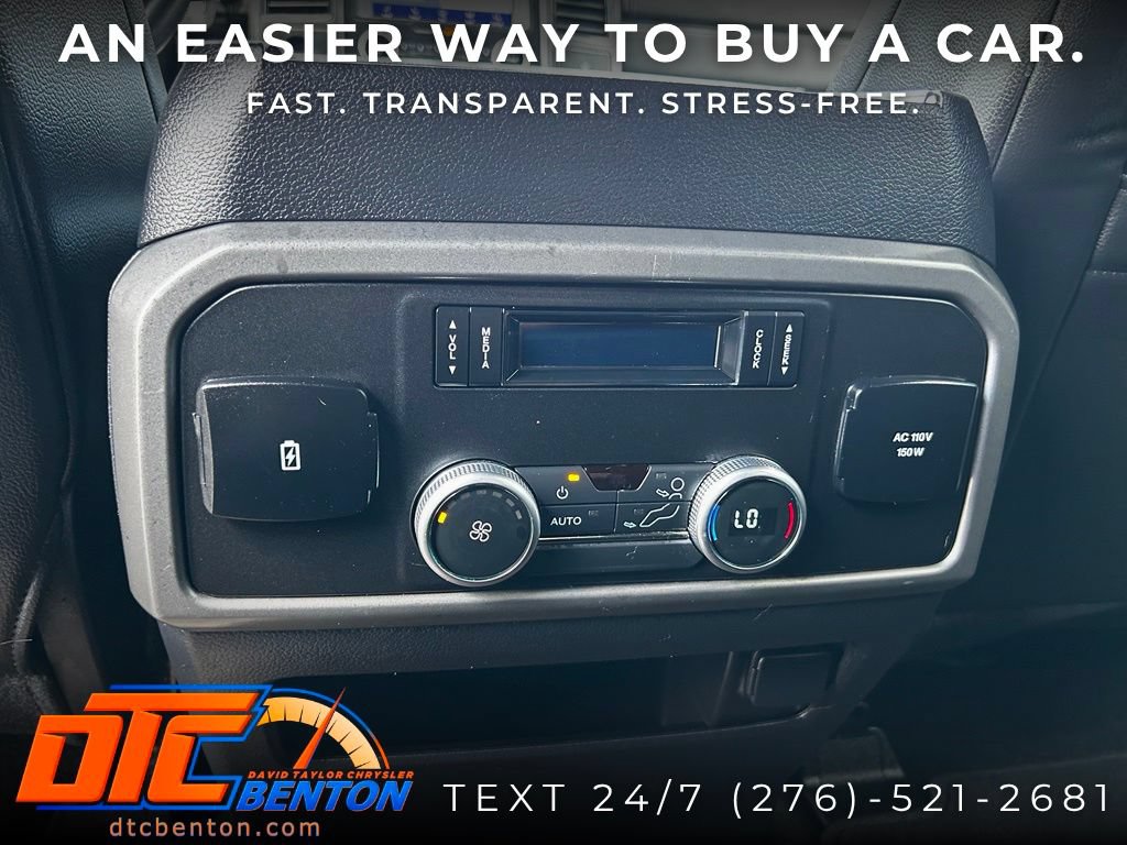 Used 2020 Ford Expedition XLT w/ Equipment Group 202A AWD/4WD image 28