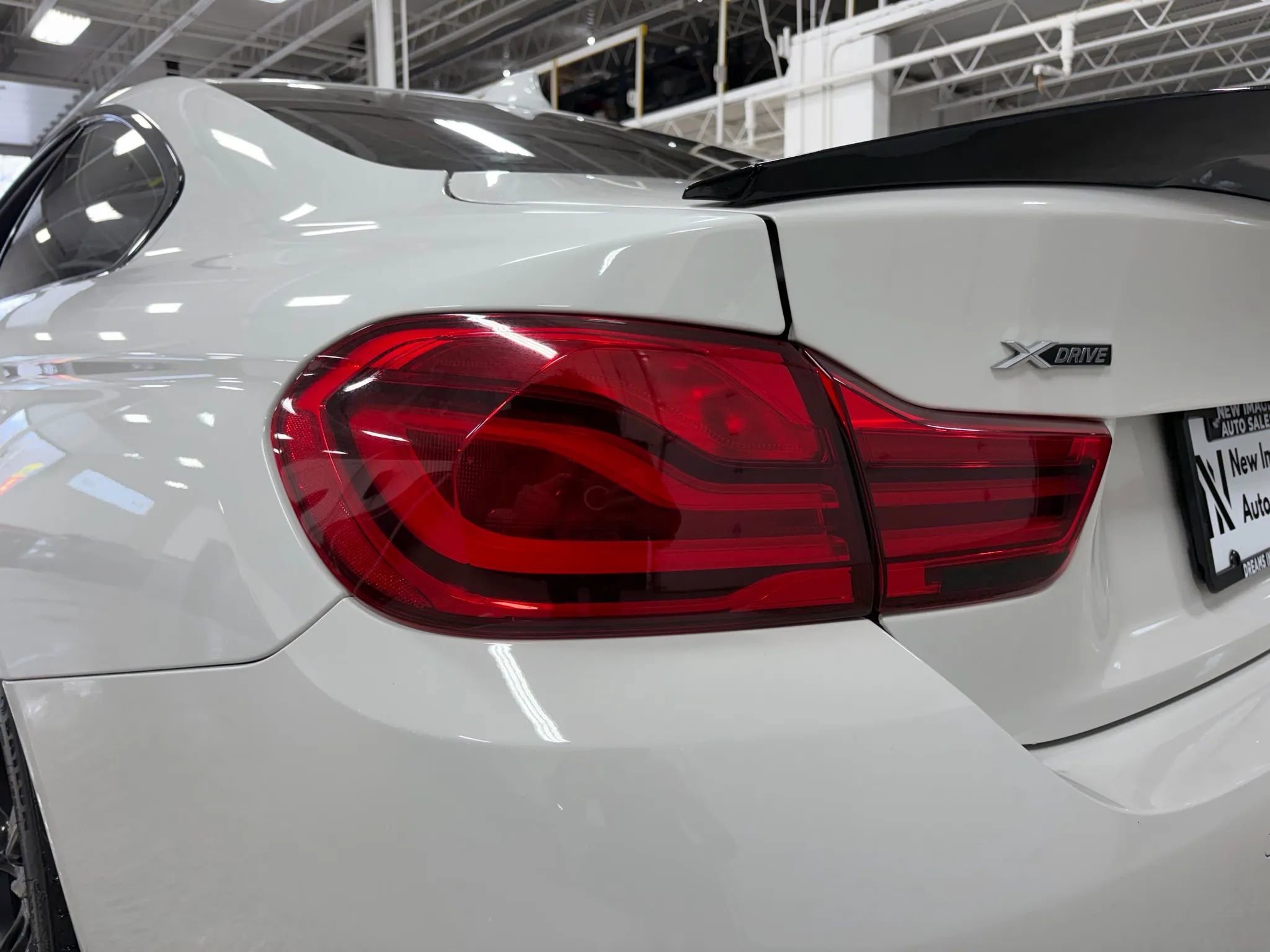 Used 2019 BMW 430i xDrive Coupe w/ M Sport Package image 8