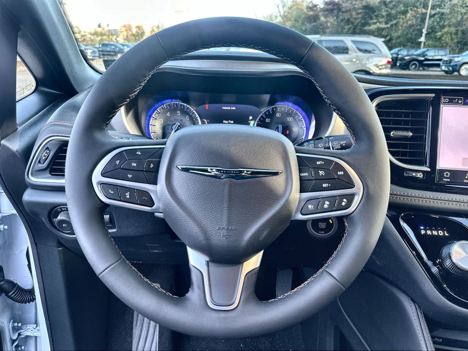 New 2026 Chrysler Pacifica Pinnacle FWD image 16