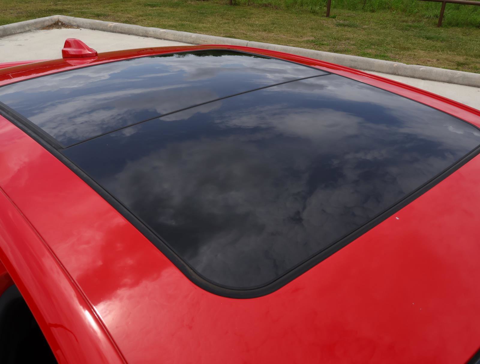 Used 2023 Tesla Model Y Performance image 37