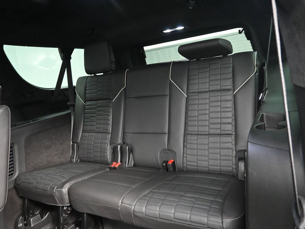 Certified 2024 Cadillac Escalade ESV V w/ LPO, ONYX Package image 14