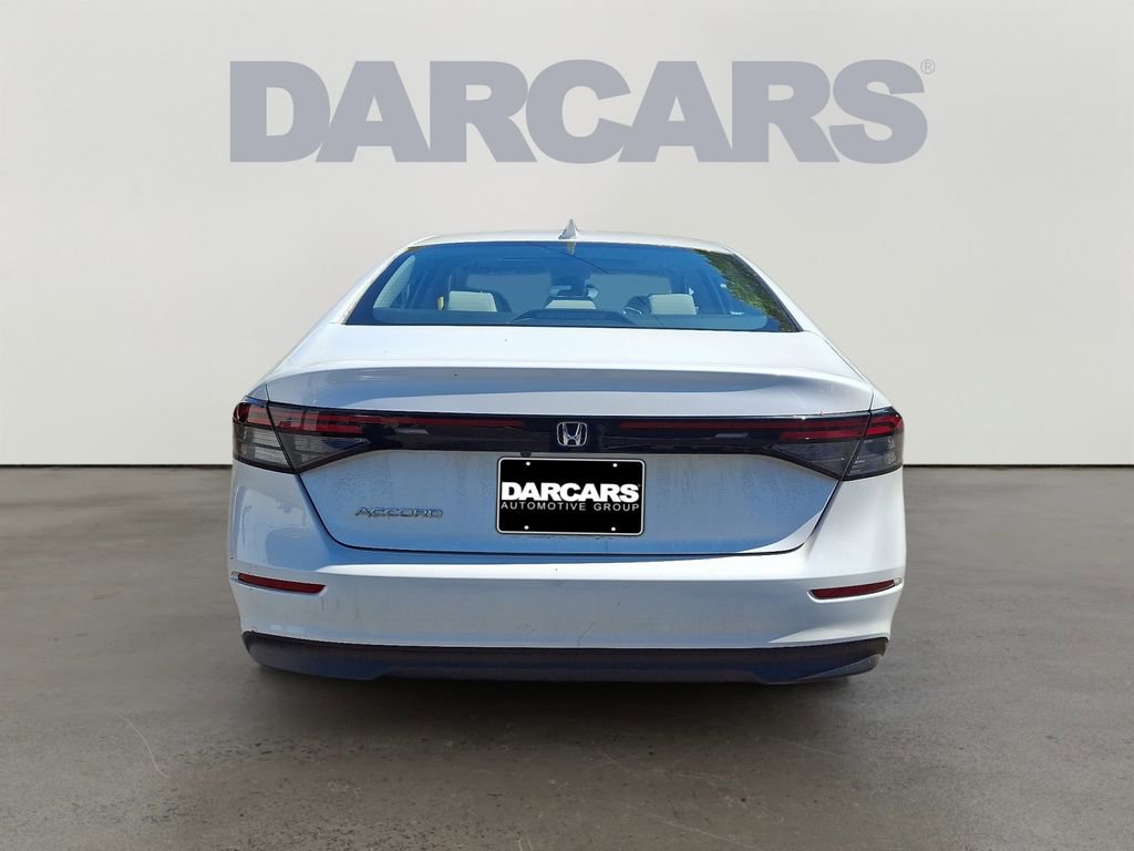 Used 2023 Honda Accord EX image 5