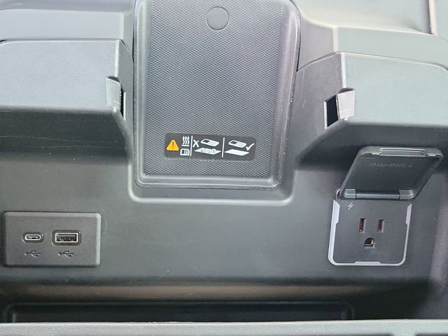 Certified 2024 GMC Sierra 1500 AT4X w/ AT4X AEV Edition image 38