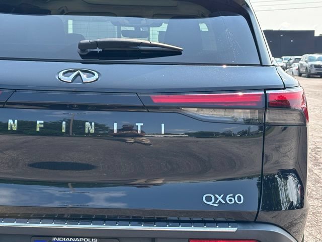 Used 2023 INFINITI QX60 Luxe w/ Cargo Package AWD/4WD image 5