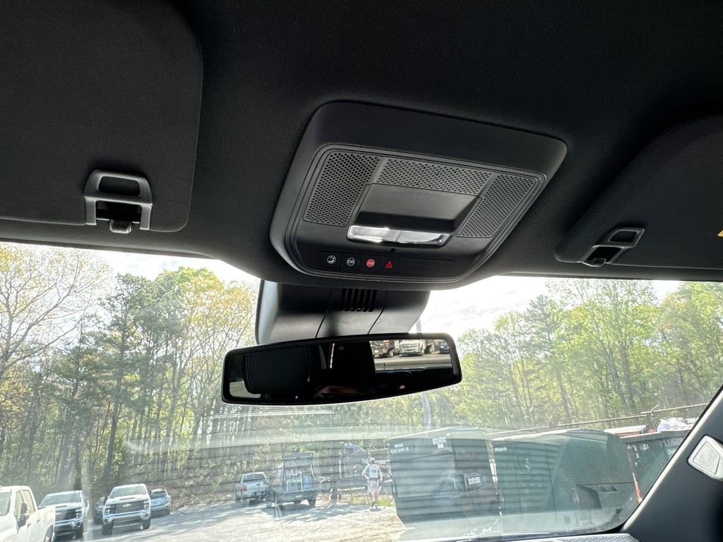 Used 2025 Chevrolet Silverado EV LT image 19