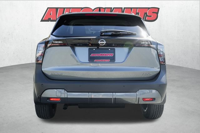 New 2026 Nissan Kicks SV image 2