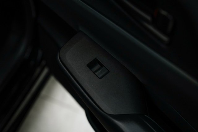 Used 2024 Toyota Prius LE image 29