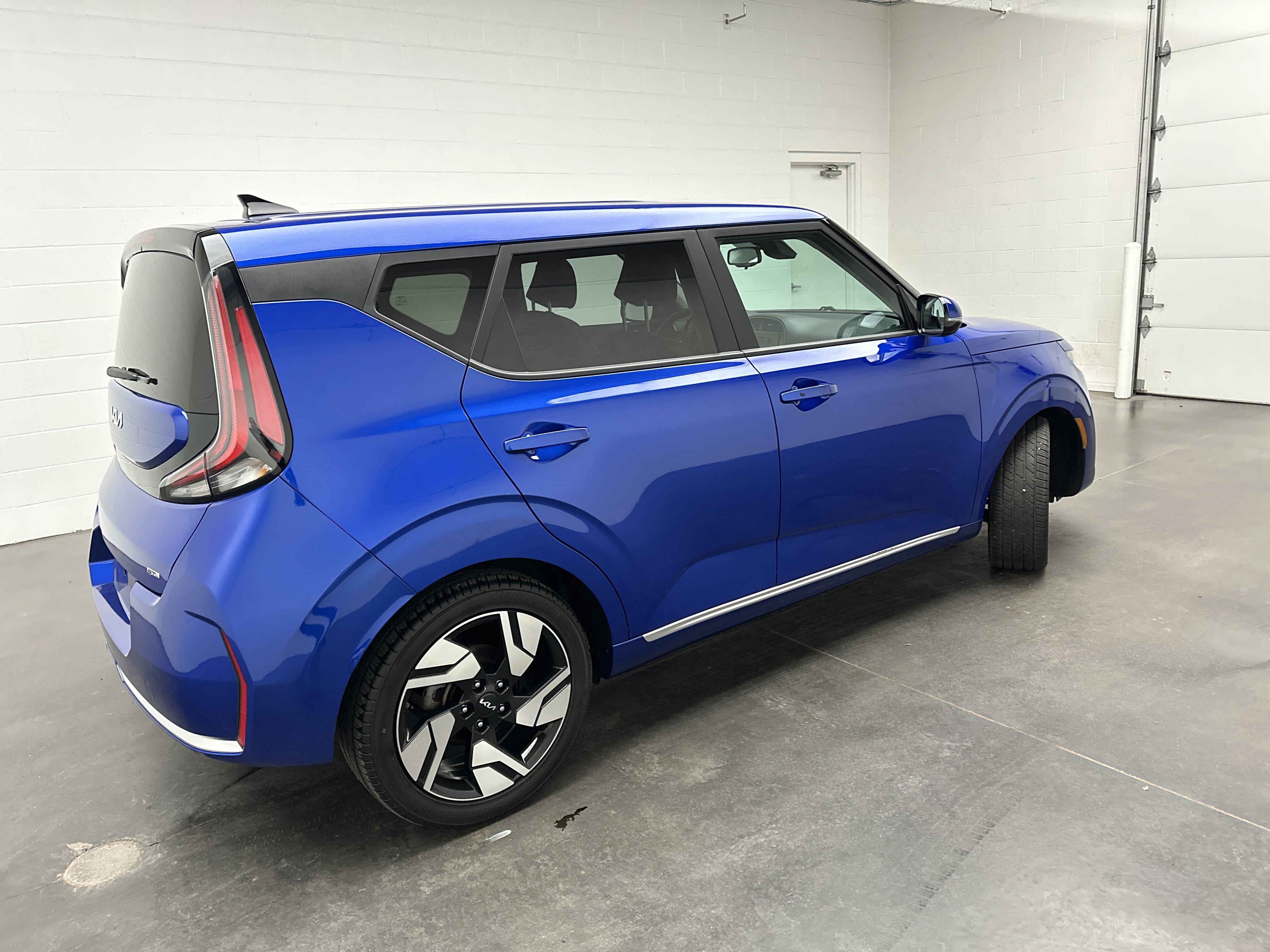 Used 2023 Kia Soul GT-Line image 9