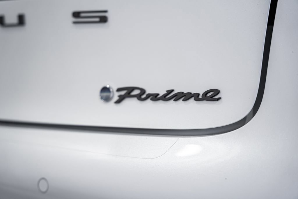 Used 2024 Toyota Prius Prime SE image 6