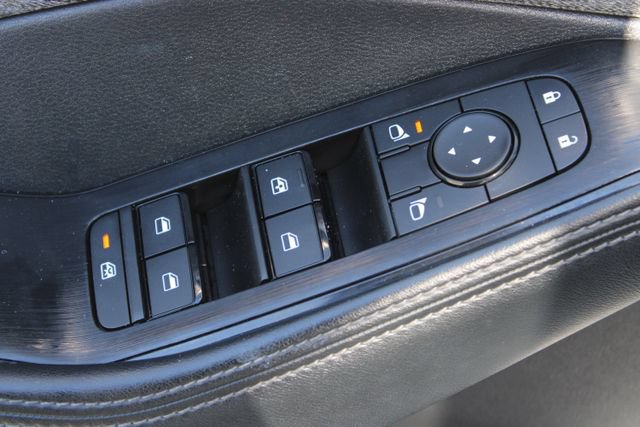 Used 2023 Nissan Rogue SV FWD image 10