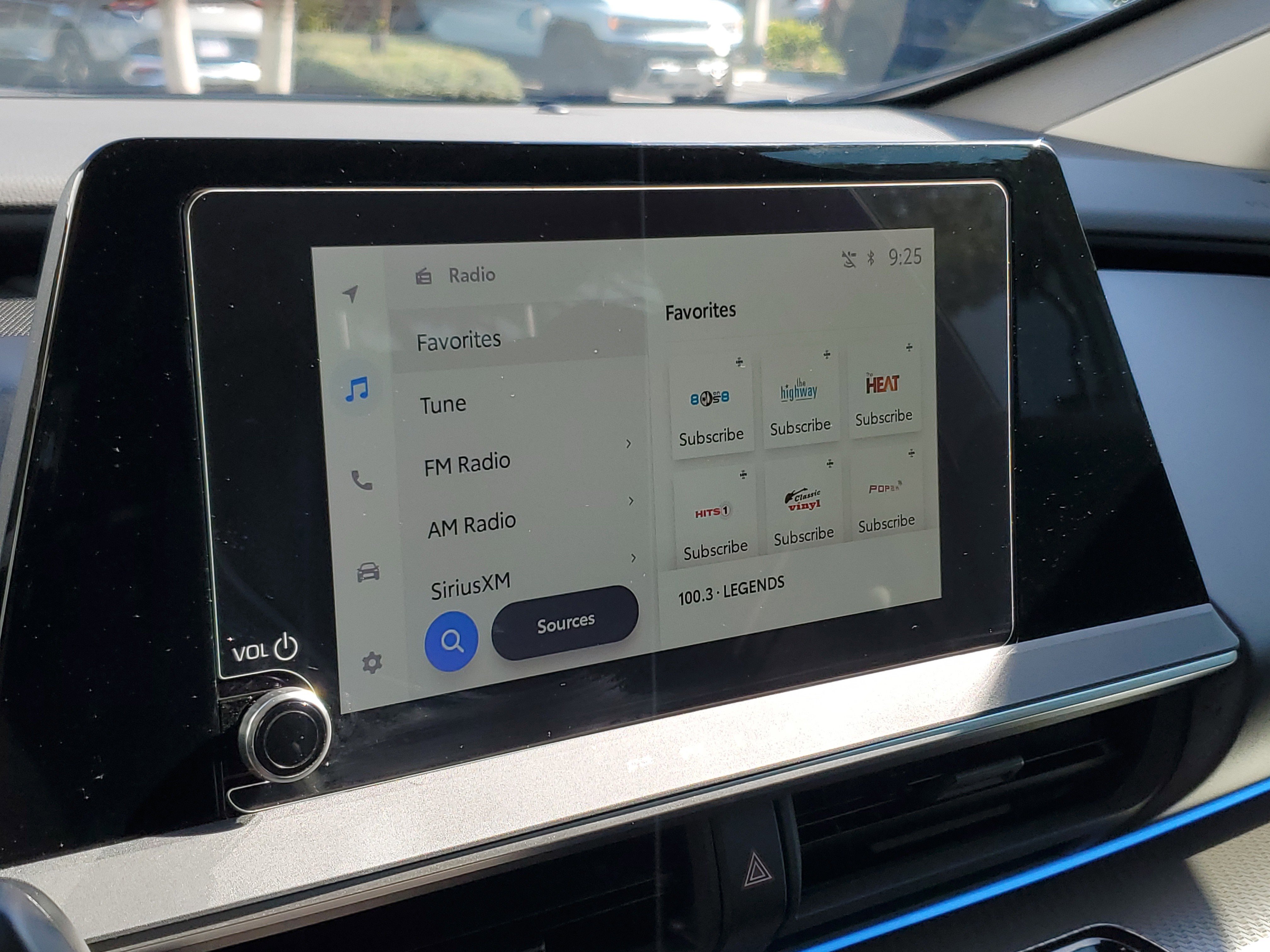 Used 2025 Toyota Prius XLE image 24