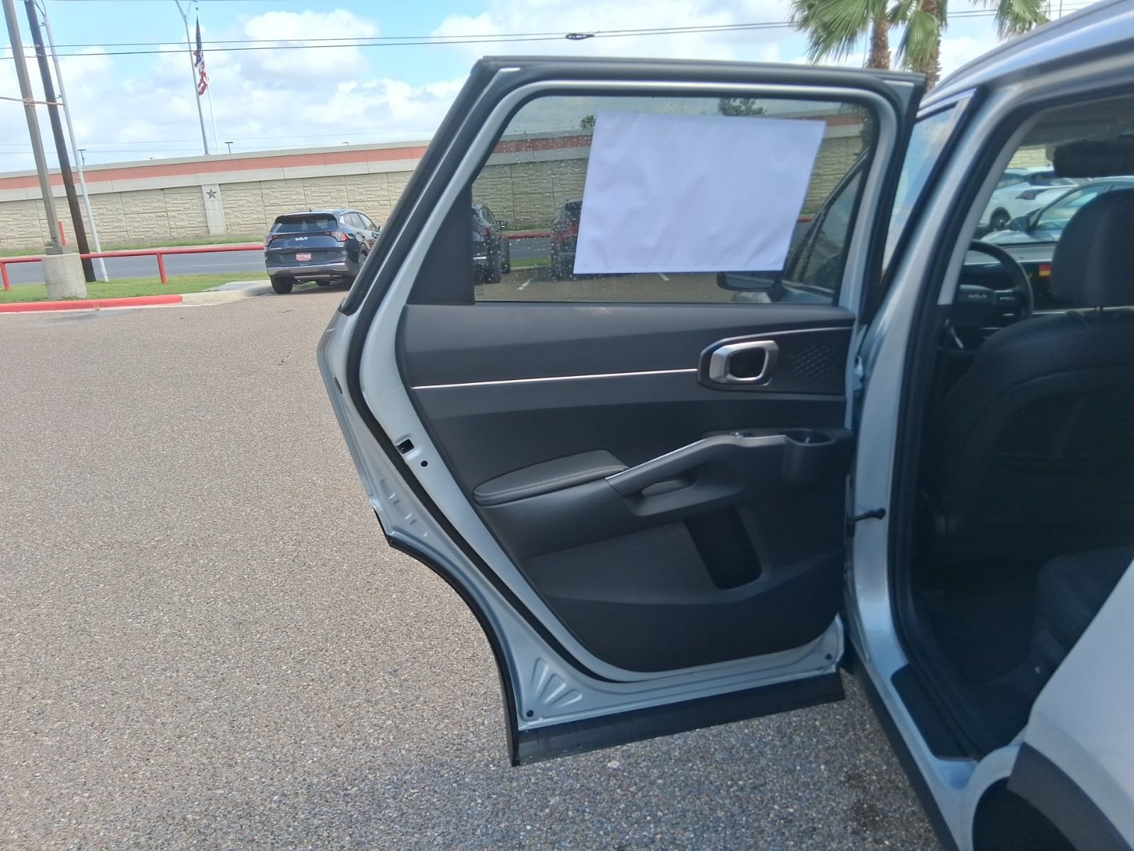 New 2026 Kia Sorento S w/ S Panoramic Sunroof Package FWD image 17