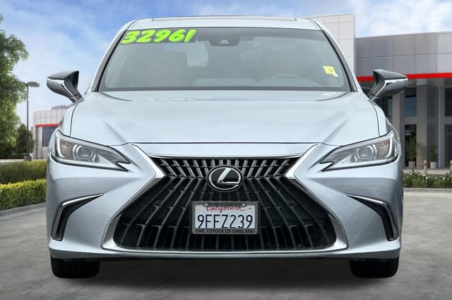 Used 2023 Lexus ES 350 w/ Premium Package FWD image 10