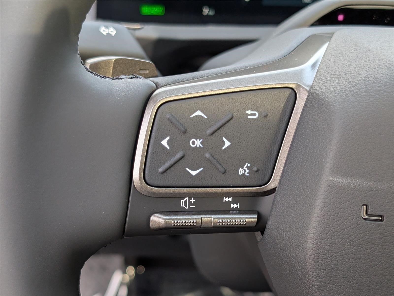 New 2026 Lexus ES 500e w/ Convenience Package AWD/4WD image 18
