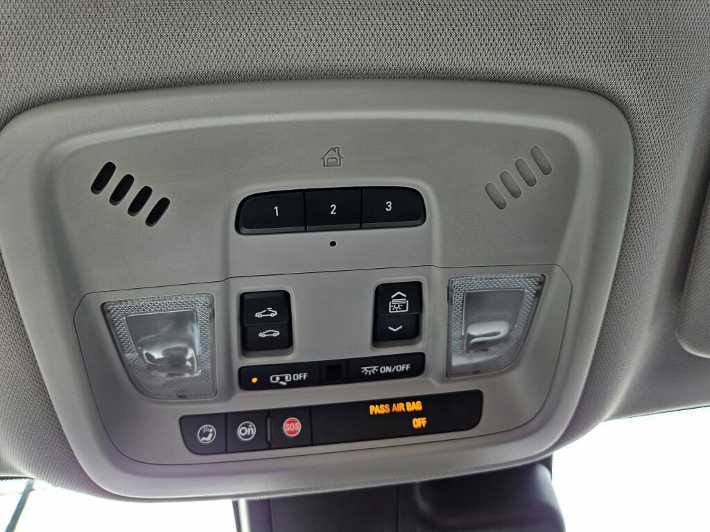 Used 2018 Chevrolet Malibu Premier image 10