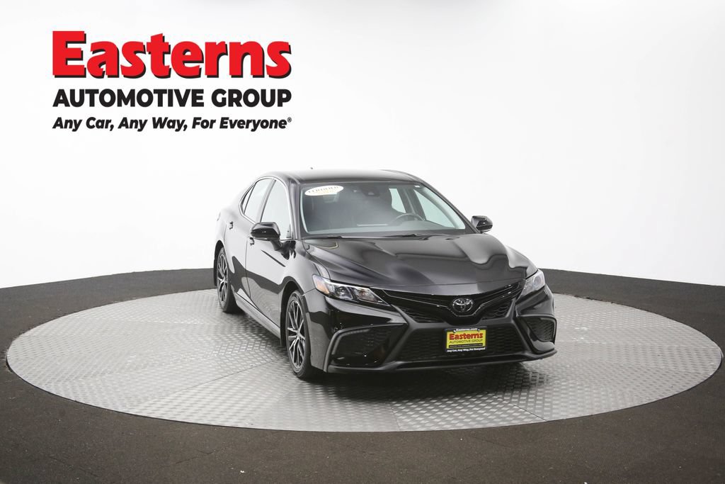 Used 2024 Toyota Camry SE w/ Cold Weather Package FWD image 50