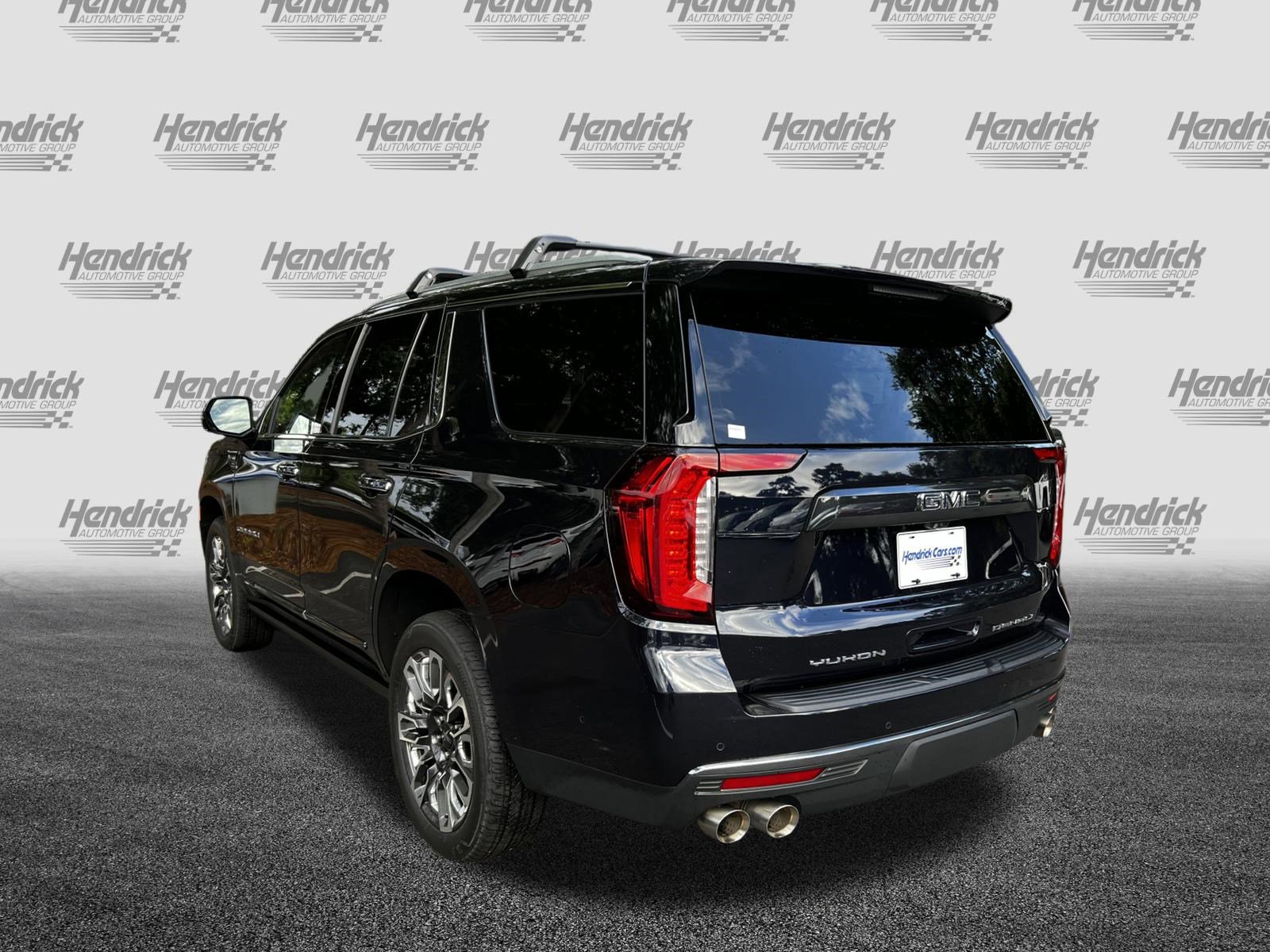 Used 2023 GMC Yukon Denali Ultimate AWD/4WD image 7