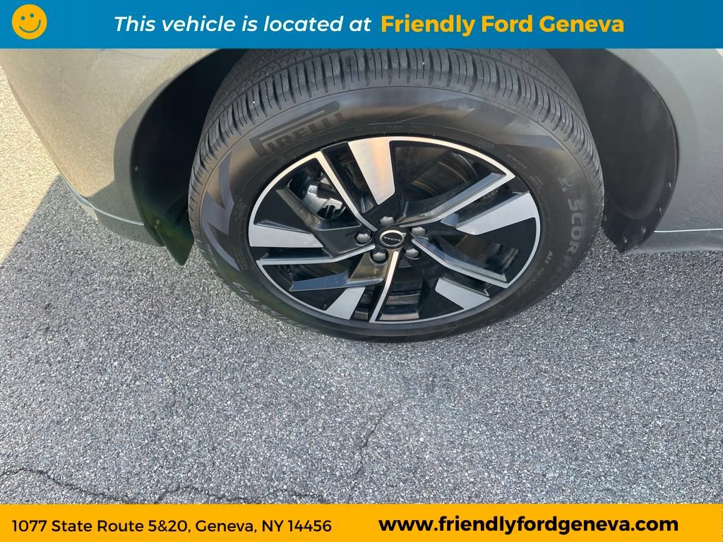 Used 2026 Volvo XC60 B5 Core w/ Climate Package AWD/4WD image 9