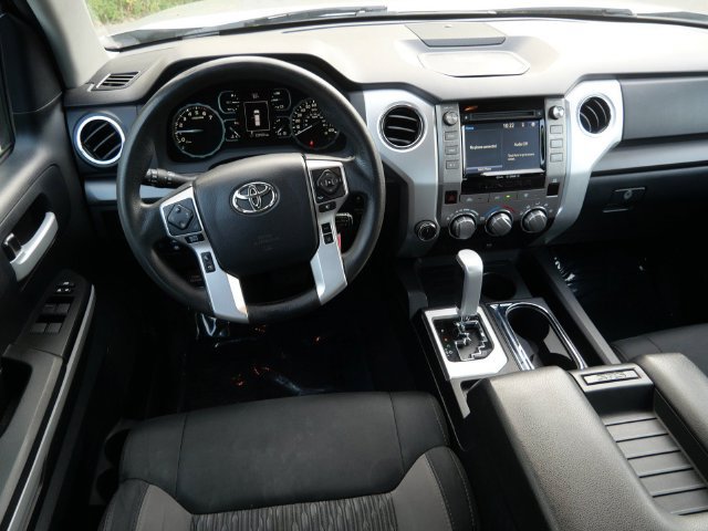 Used 2019 Toyota Tundra SR5 w/ SR5 Upgrade Package AWD/4WD image 21