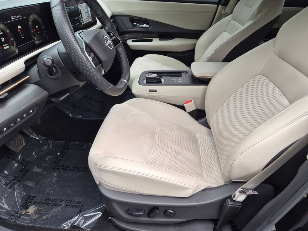 Used 2023 Nissan Ariya FWD image 13