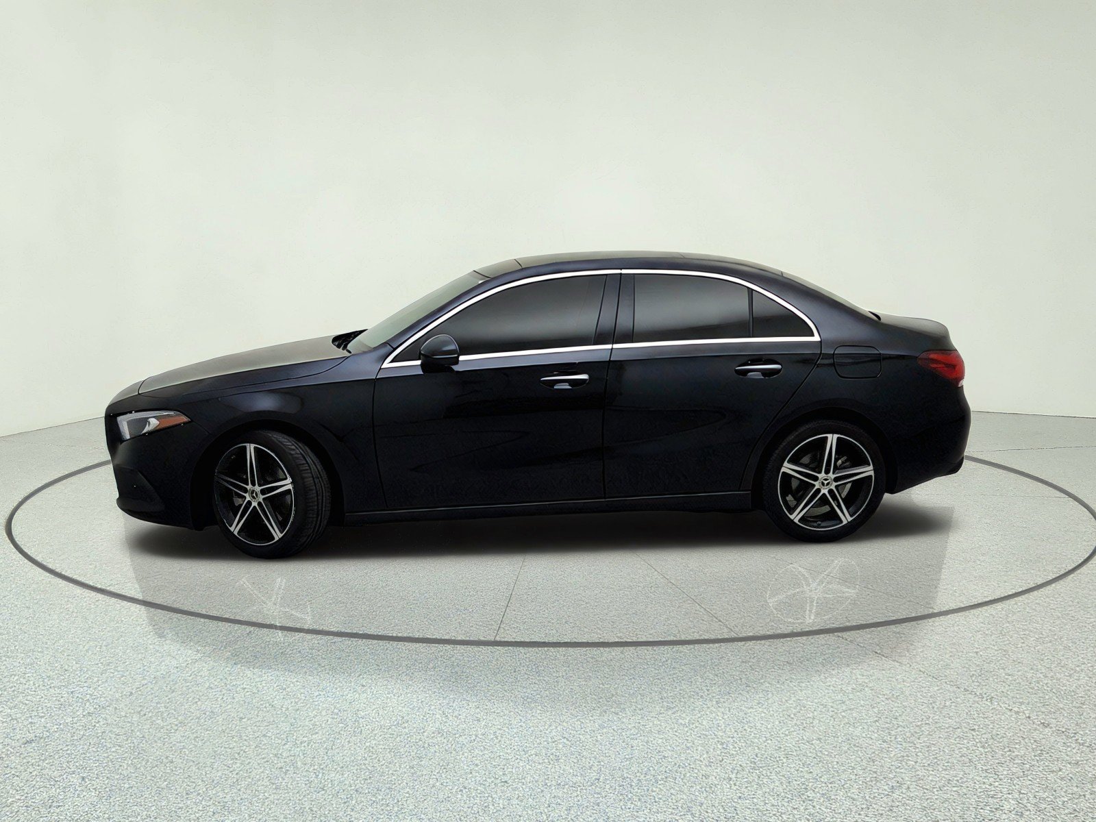 Certified 2022 Mercedes-Benz A 220 image 14