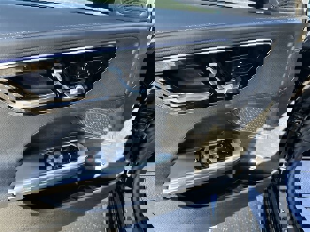 Used 2023 Mercedes-Benz C 300 4MATIC Sedan image 13