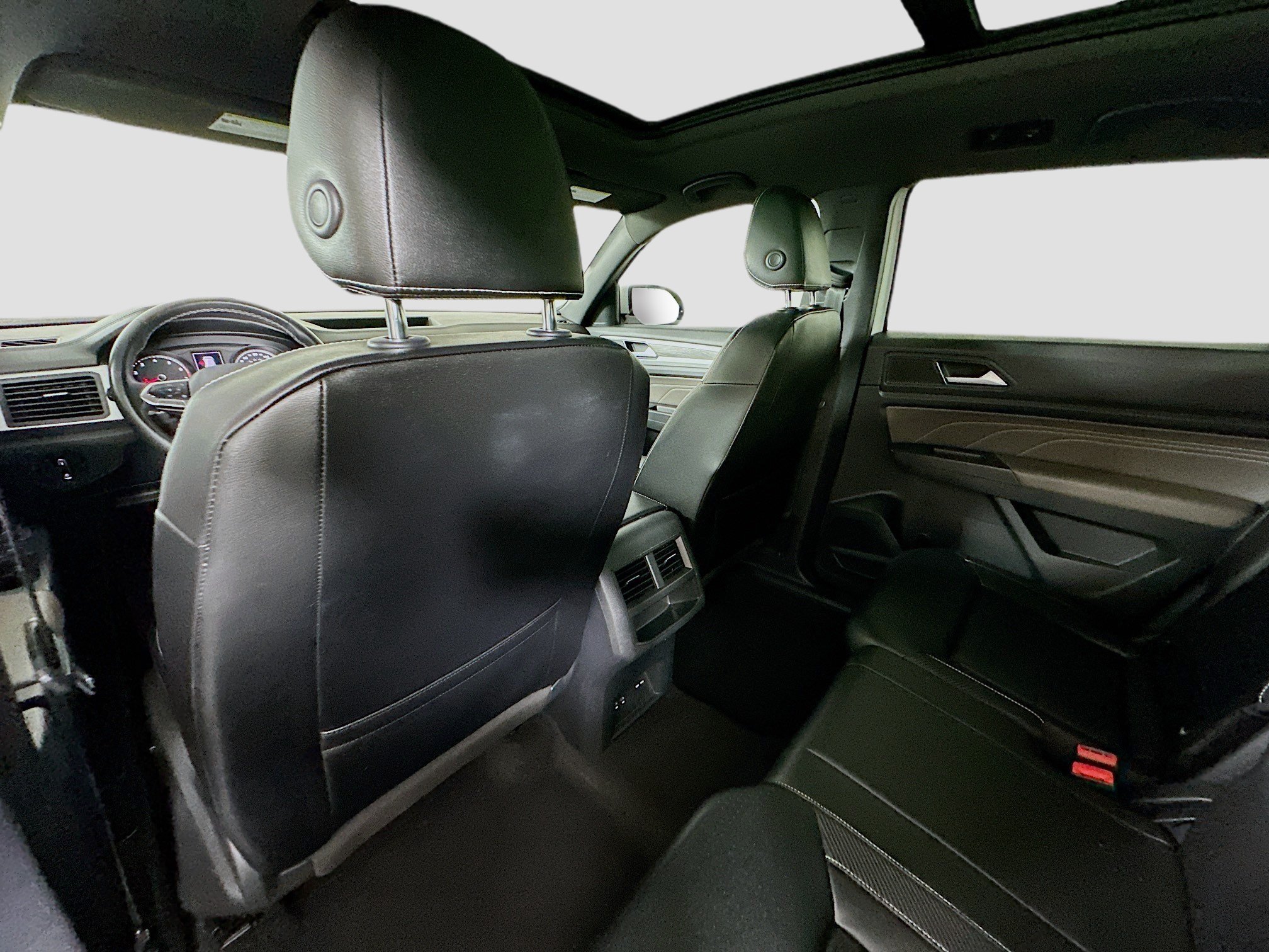 Used 2021 Volkswagen Atlas Cross Sport SE w/ Panoramic Sunroof Package FWD image 22