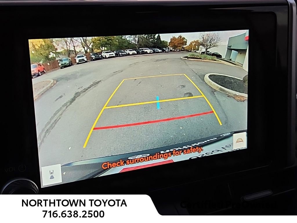 Used 2023 Toyota RAV4 LE image 22