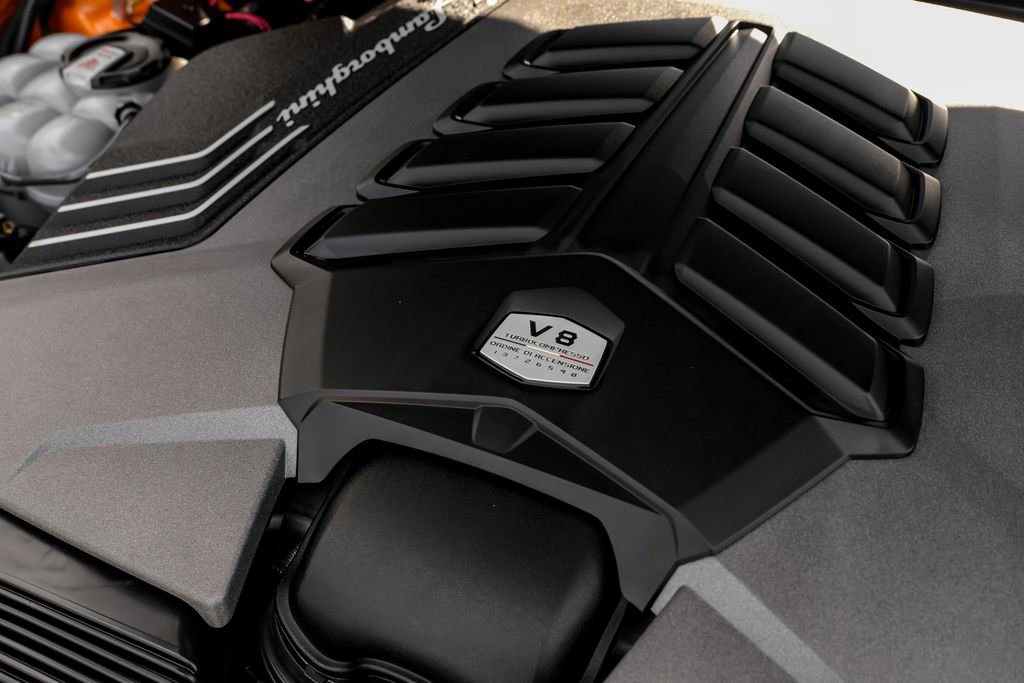 Used 2023 Lamborghini Urus Performante image 54