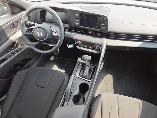 New 2026 Hyundai Elantra Sport FWD image 20