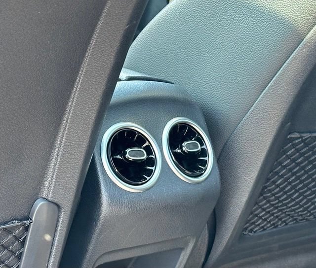 Certified 2021 Mercedes-Benz GLB 250 4MATIC image 30