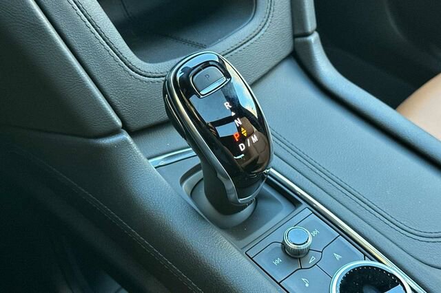 New 2025 Cadillac XT5 Premium Luxury w/ LPO, Floor Liner Package image 21