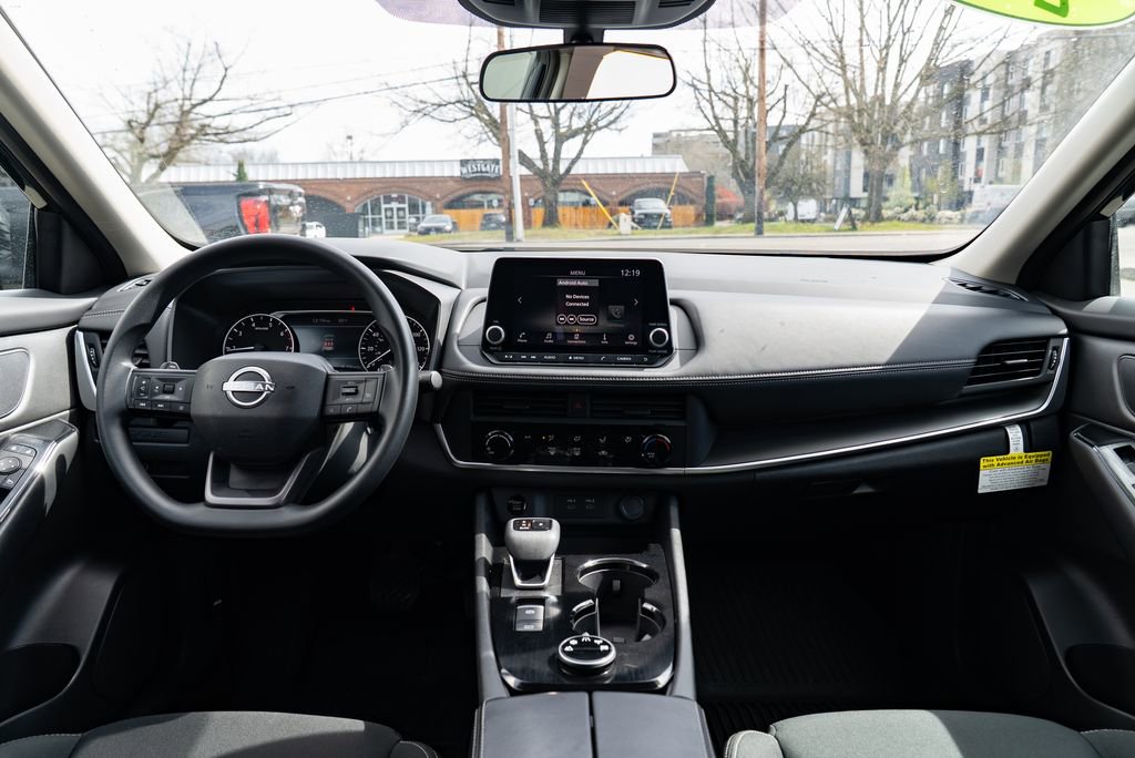 Certified 2025 Nissan Rogue S image 9