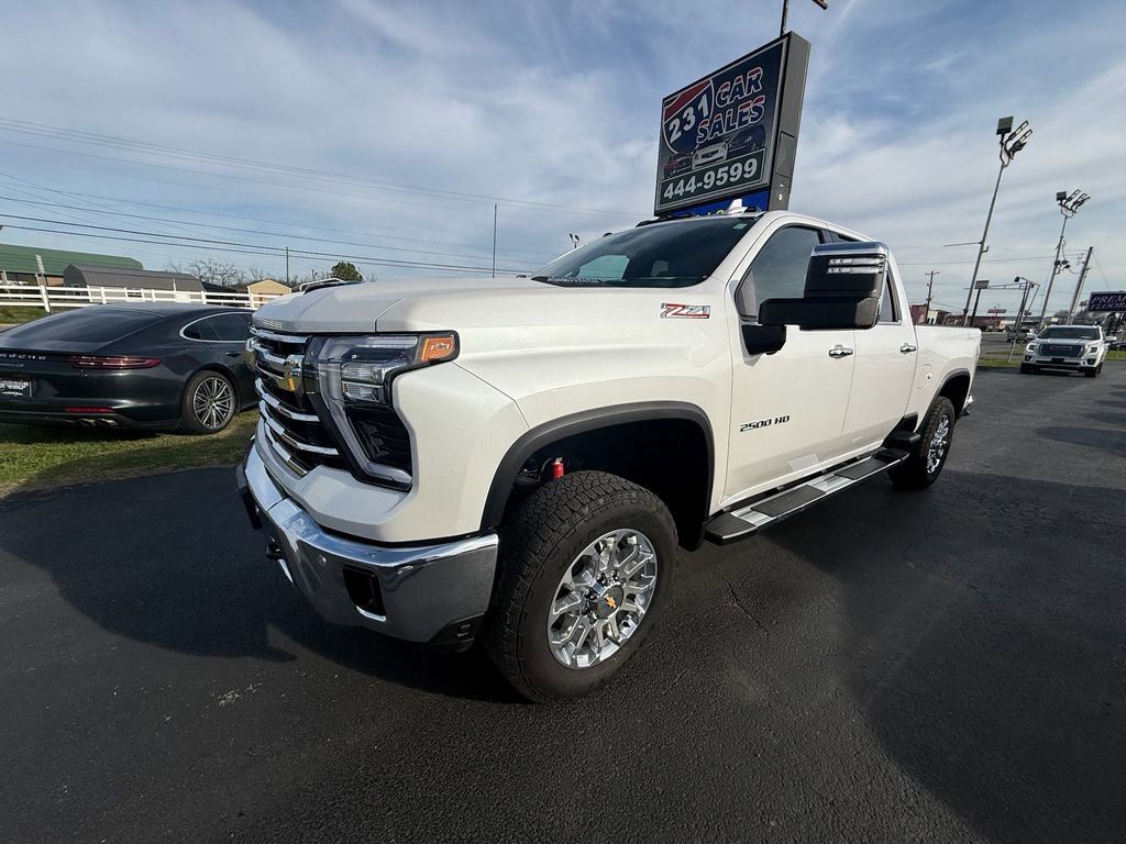 Used 2024 Chevrolet Silverado 2500 LTZ w/ LTZ Premium Package image 8