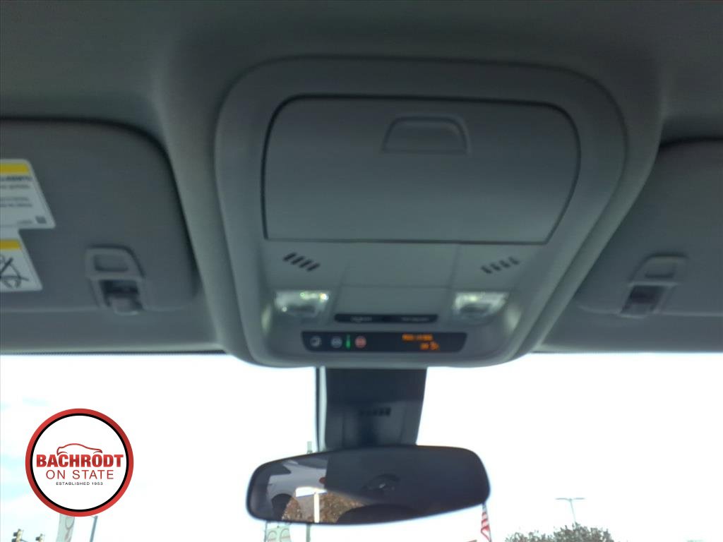 Used 2023 Chevrolet Equinox LT AWD/4WD image 23