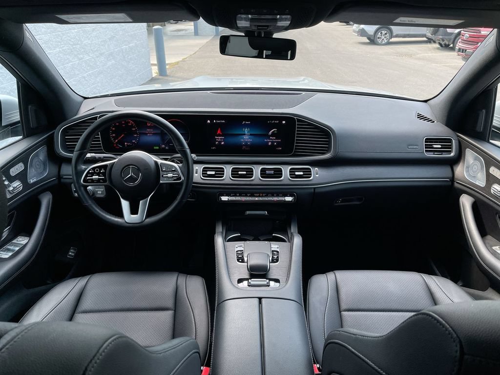Used 2020 Mercedes-Benz GLS 450 4MATIC image 27