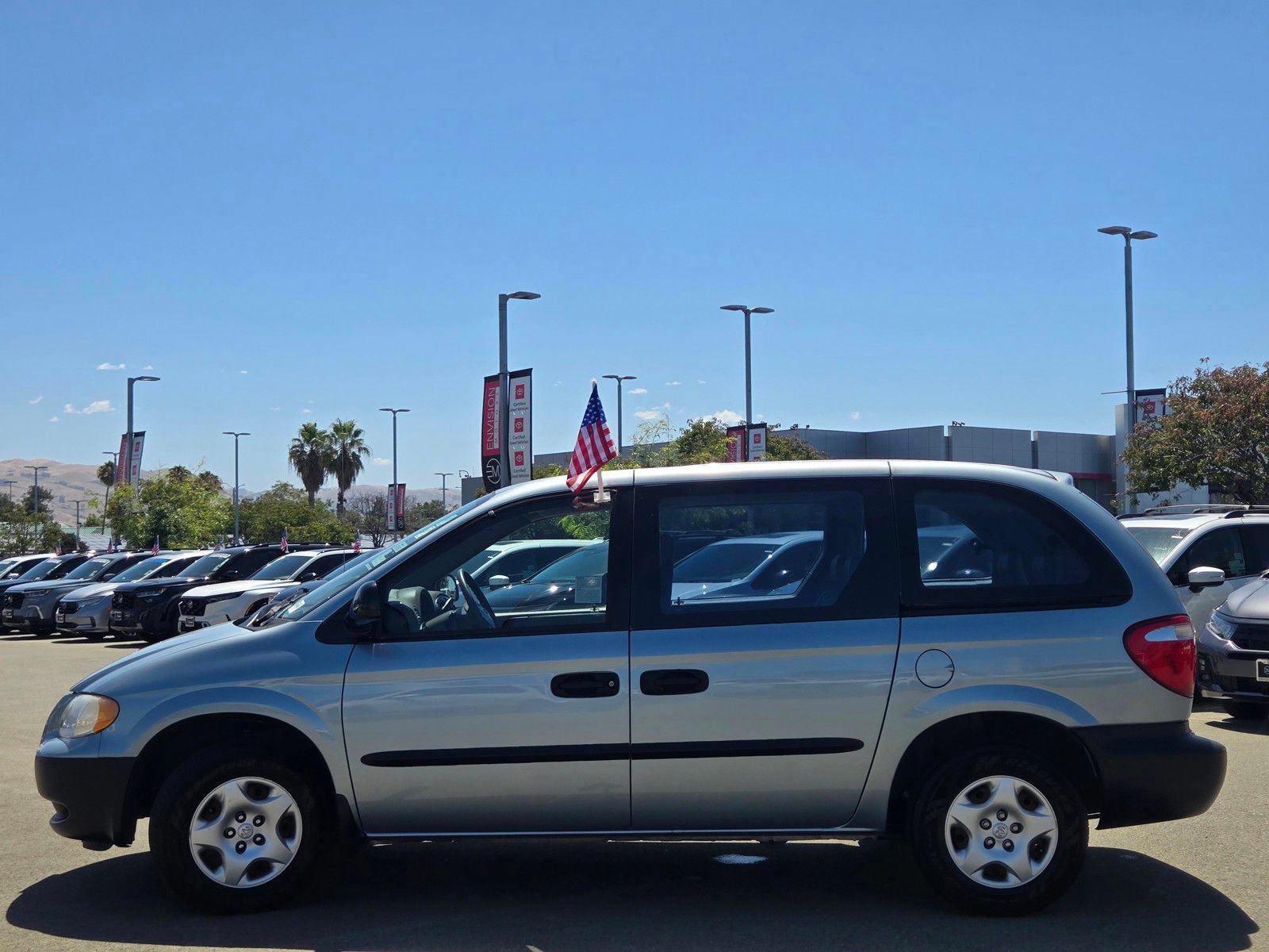 Used 2003 Dodge Caravan SE FWD image 4