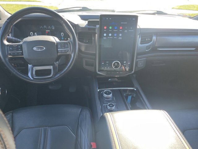 Used 2022 Ford Expedition Max Platinum image 3