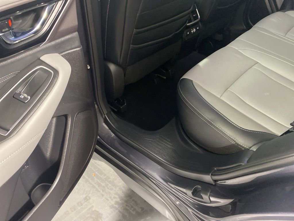 Used 2023 Subaru Outback Limited image 27