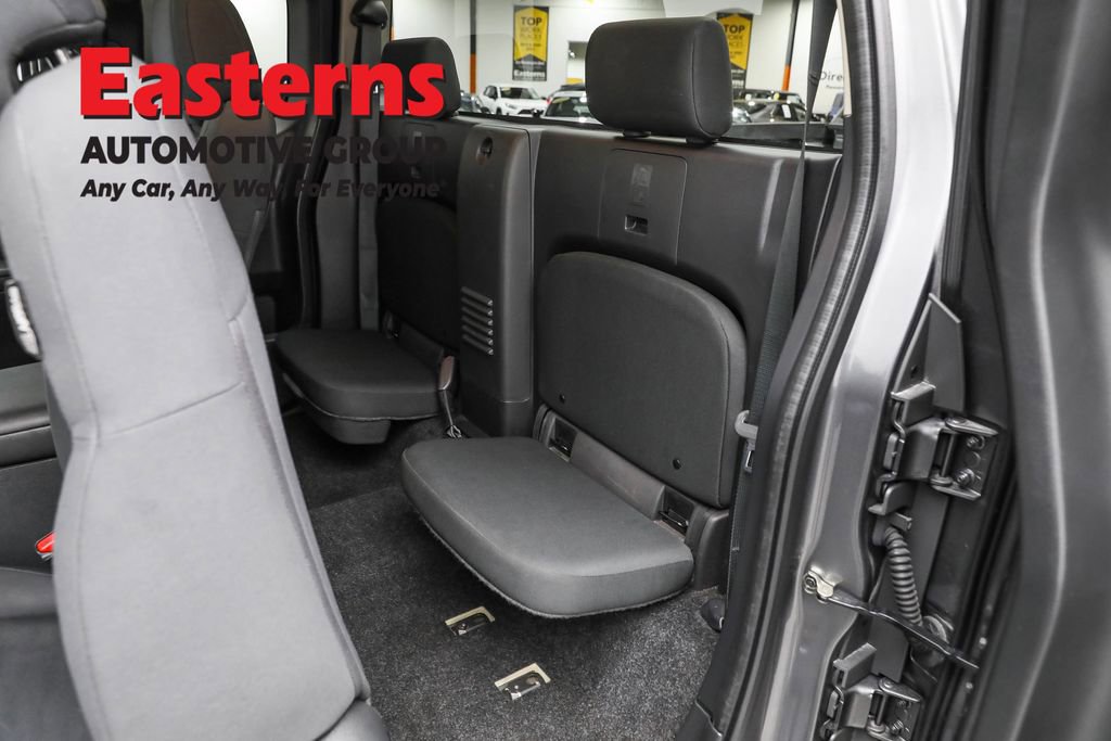 Used 2022 Nissan Frontier S image 20