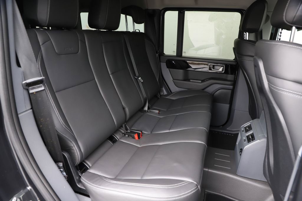 Used 2024 INEOS Grenadier Fieldmaster Edition image 11