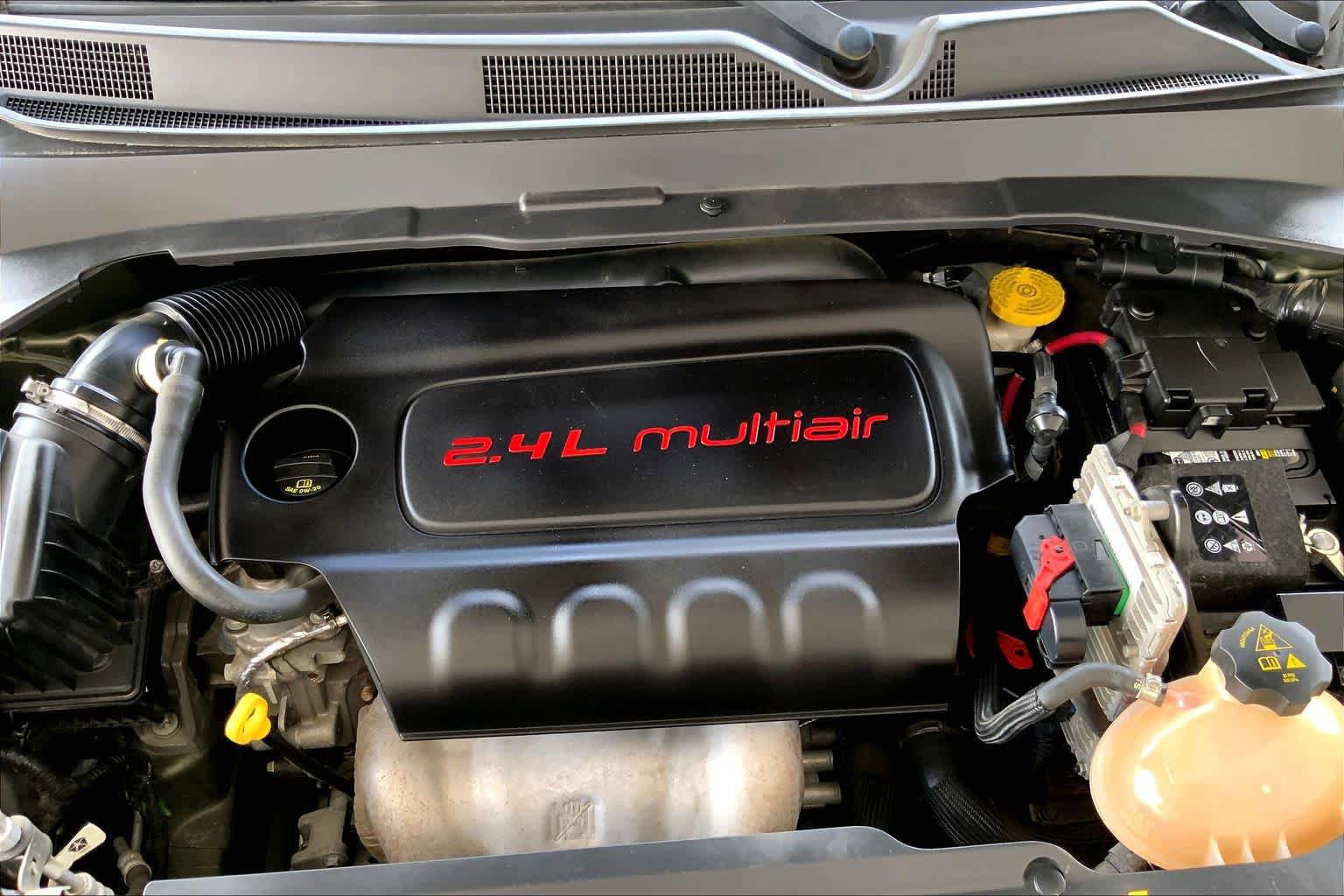 Used 2018 Jeep Compass Latitude w/ Popular Equipment Group FWD image 33