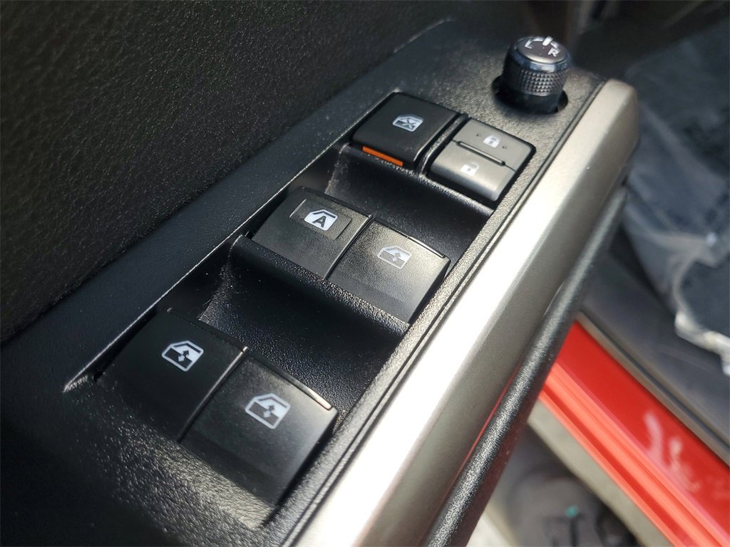 Certified 2022 Toyota Tacoma SR5 image 18