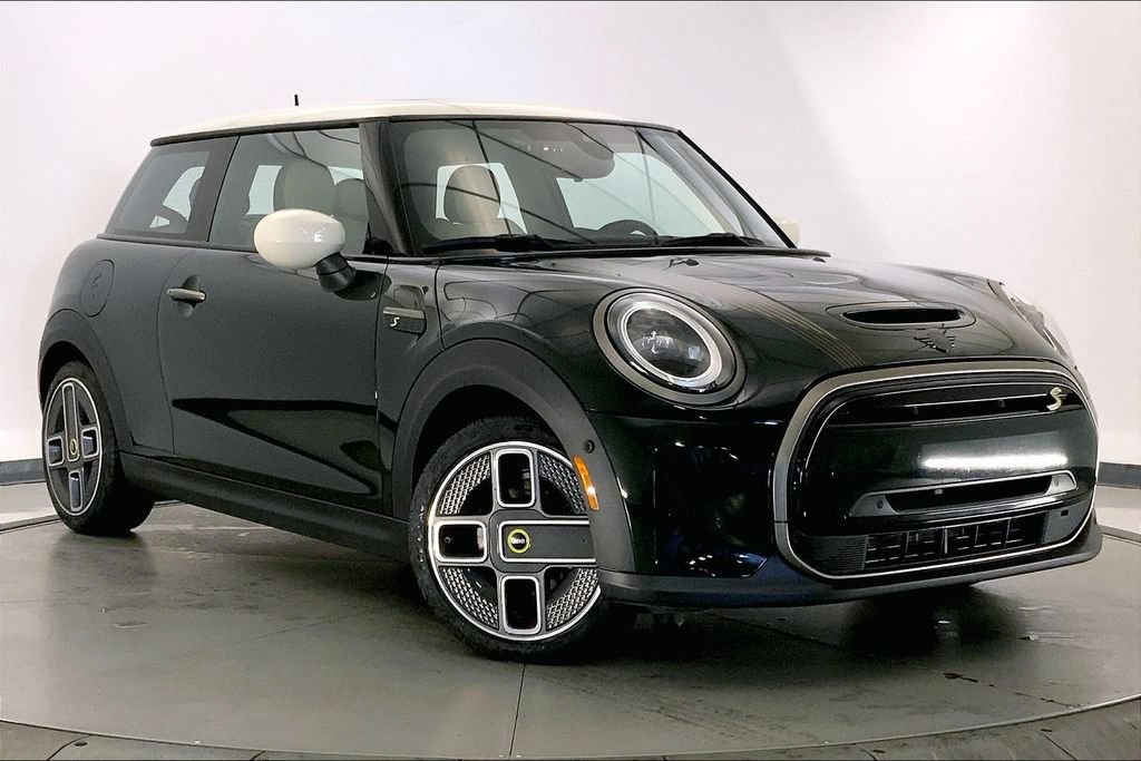 Used 2024 MINI Cooper SE w/ MINI Resolute Edition