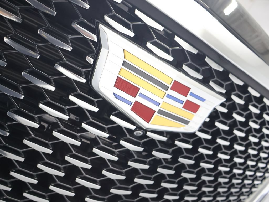 Used 2022 Cadillac Escalade Premium Luxury AWD/4WD image 31