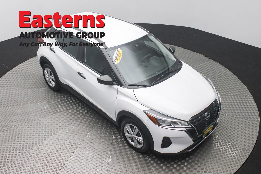 Used 2024 Nissan Kicks S FWD image 3