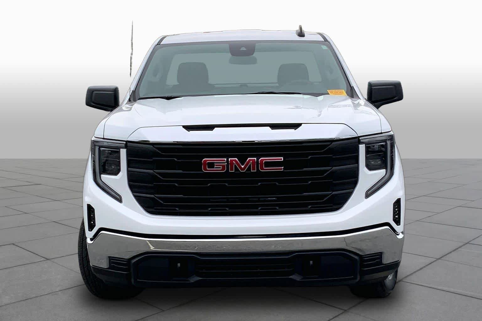 Used 2025 GMC Sierra 1500 Pro w/ Trailering Package RWD image 4