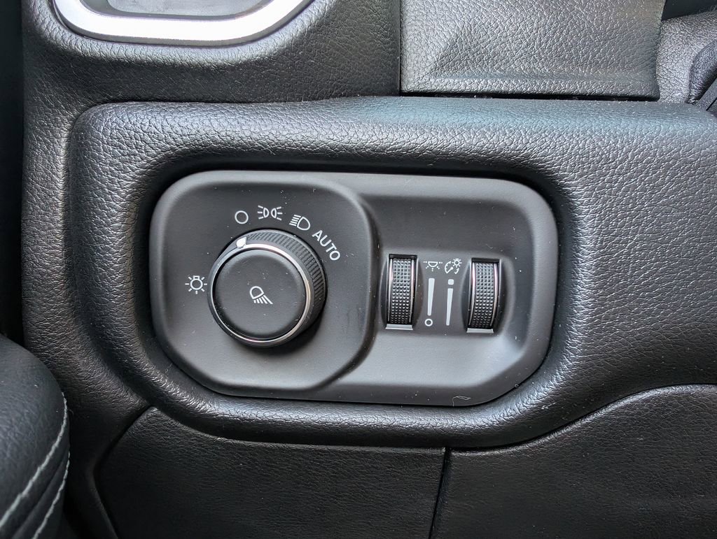 Used 2019 RAM 2500 Big Horn image 34