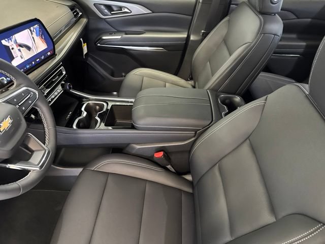 New 2027 Chevrolet Traverse LT w/ Driver Confidence Package AWD/4WD image 48