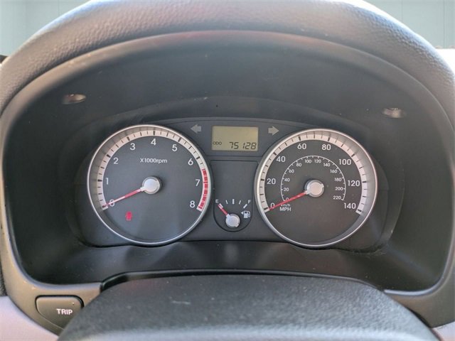 Used 2009 Hyundai Accent GLS image 11